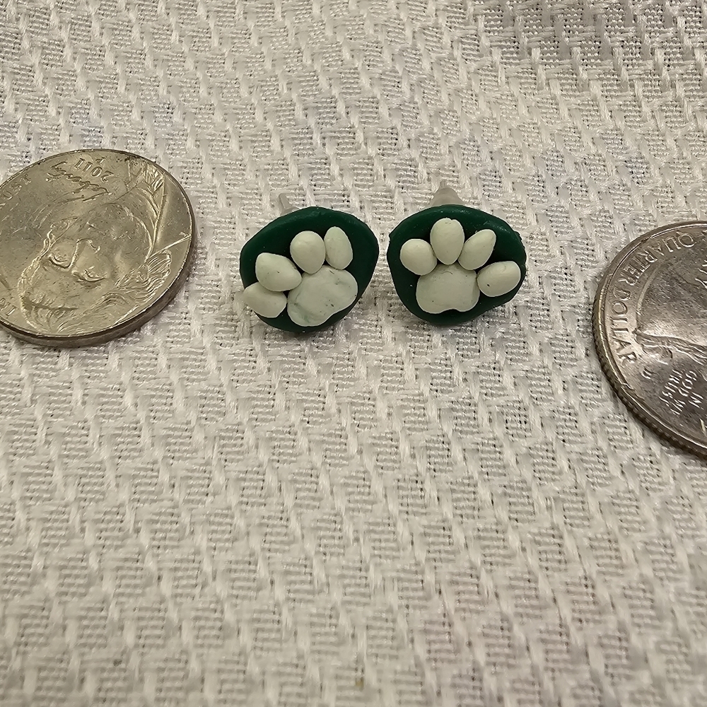 Studs - Picture 2 of 3